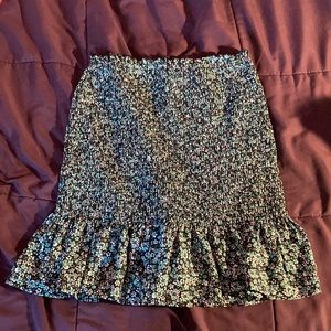Francesca’s fitted/ruched floral skirt (new with tags)